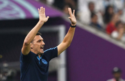 La emoción del conductor de la Scaloneta: "En el pedestal del fútbol"
