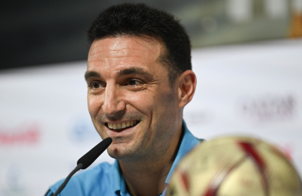 17-12-2022_lionel_scaloni_el_entrenador_del.jpg