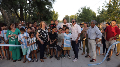 Capitanich inauguró pavimento en Colonia Benítez y plaza en Margarita Belén