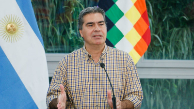 Capitanich se sumó a los repudios y abogó por "más democracia"