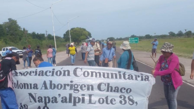 Pobladores rurales protestan en ruta 16 porque no tienen agua