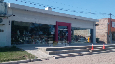 Esclarecen el robo a mano armada en el Center Shop en Coronel Du Graty: hay dos detenidos