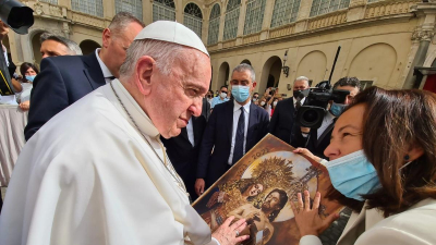 Desde la llegada de Francisco, la presencia de mujeres en el Vaticano subió casi un 40%