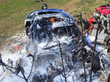 ferrari4.jpg