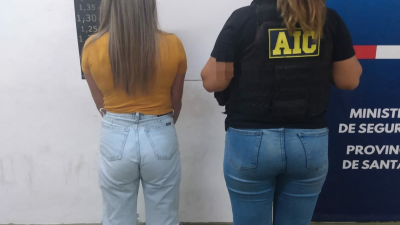 Rosario: la Agencia de Investigación Criminal detuvo a "las chicas del CBU""