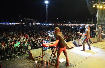 Caravana, vigilia y música para honrar a los veteranos de guerra de Resistencia