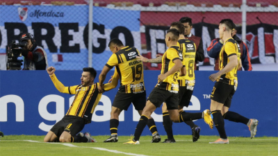 River arrancó con el pie izquierdo en la Libertadores