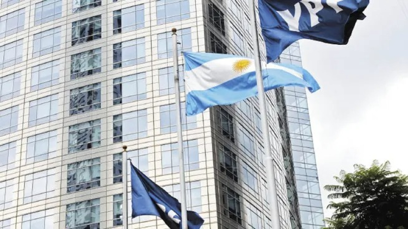 Acciones de YPF volaron en Wall Street tras acuerdo con Maxus: en un año acumulan alza de 140%