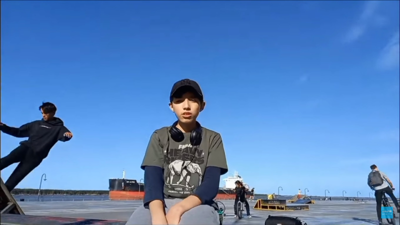 Tiene 12 años y compuso un rap contra el grooming