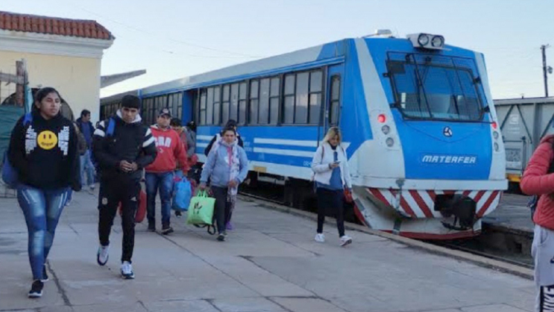 En 2023, ya viajaron en el tren de pasajeros más de 32.000 personas