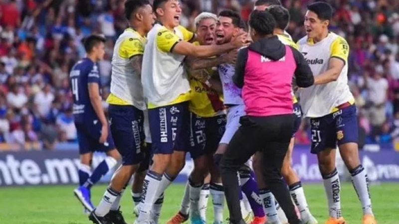 Tremendo gol de un arquero en el fútbol mexicano