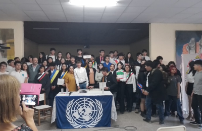 Primer modelo de Naciones Unidas en Puerto Tirol