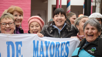 Cuesta propone fortalecer los espacios para las y los adultos mayores