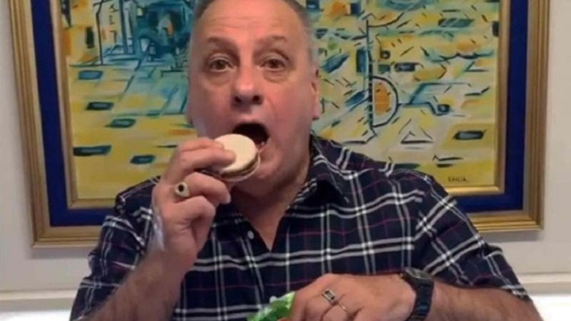 Lanzaron un alfajor para responder a las críticas de un argentino que vive en Suiza