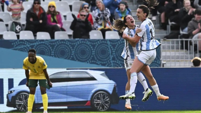 Argentina despertó a tiempo y conserva las chances de clasificación