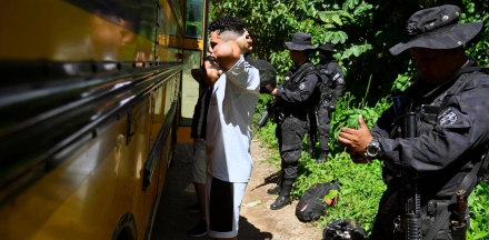 El Salvador detenciones ilegales 2.jpg