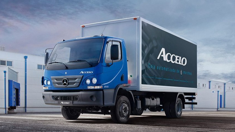 El Mercedes Accelo cumple 20 años en Brasil