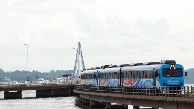 El caos fronterizo en Posadas ya alcanzó al servicio de tren