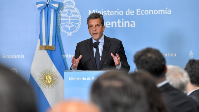 Impuesto a las Ganancias: Sergio Massa prepara el anuncio de un nuevo piso