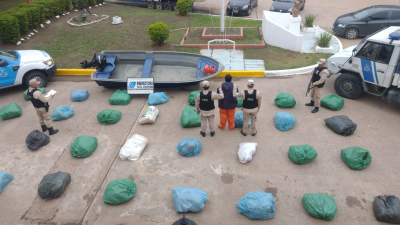 Prefectura decomisó un cargamento de 378 kilos de cogollos de marihuana en el Chaco