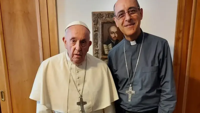 Ponen en duda la posible llegada del Papa a la Argentina tras las críticas de Milei