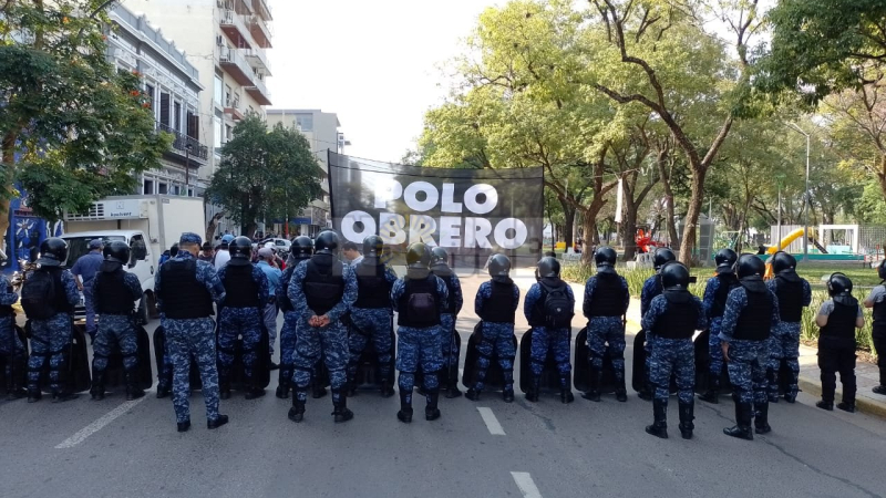 Protesta y cortes por módulos alimentarios, pases a planta y viviendas en Resistencia