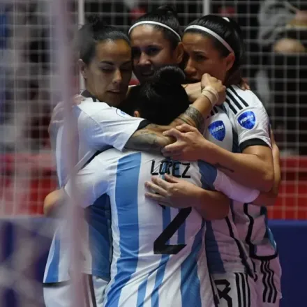 seleccinargentina_femenina_de_futsal3100_sq.jpg