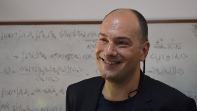 Robert Berger: el químico que diseña moléculas para verificar propiedades de la materia