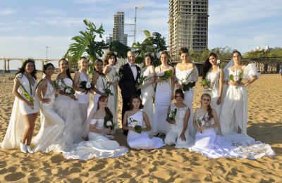 Novias en la playa 