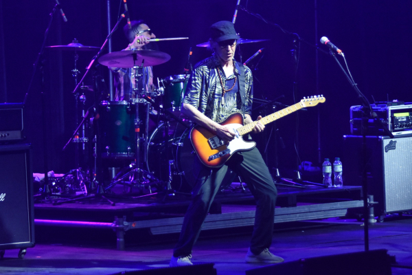 Histórico show de Skay Beilinson en Resistencia