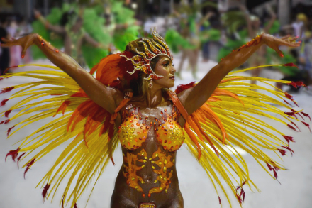 Chaco - Carnaval-bailarina-corsos (1).jpg