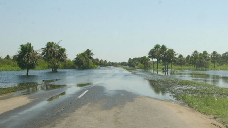 Primer embate del Paraná provocará evacuaciones en las costas chaqueñas