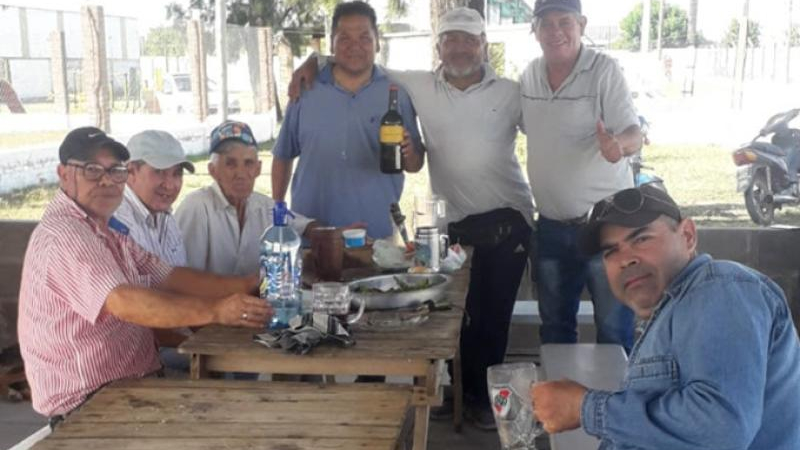 Los canillitas se reunieron y celebraron su día en la Termal