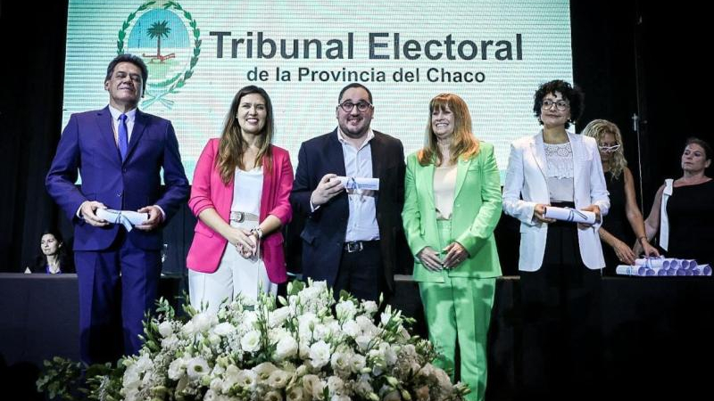 Entregaron certificados a 465 autoridades provinciales electas