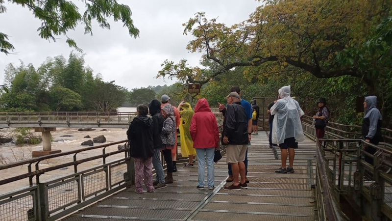 Cataratas del Iguazú: reabren otro tramo de las pasarelas después de las crecidas