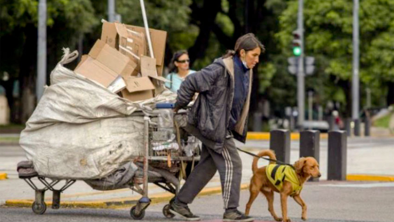 Según la UCA, la pobreza alcanzó el 44,7 % y afecta a casi 19 millones de argentinos