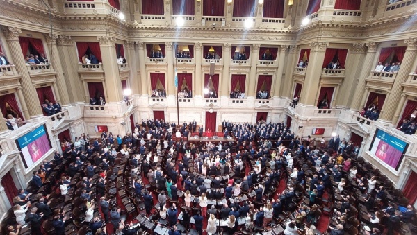 Así luce el Congreso de la Nación durante la asunción presidencial de Javier Milei. Foto: MArtín Bonetto.