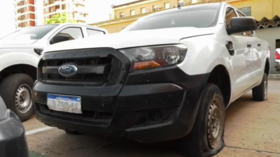 Vehículos oficiales: hay muchos arruinados y se dieron varios de ellos a piqueteros