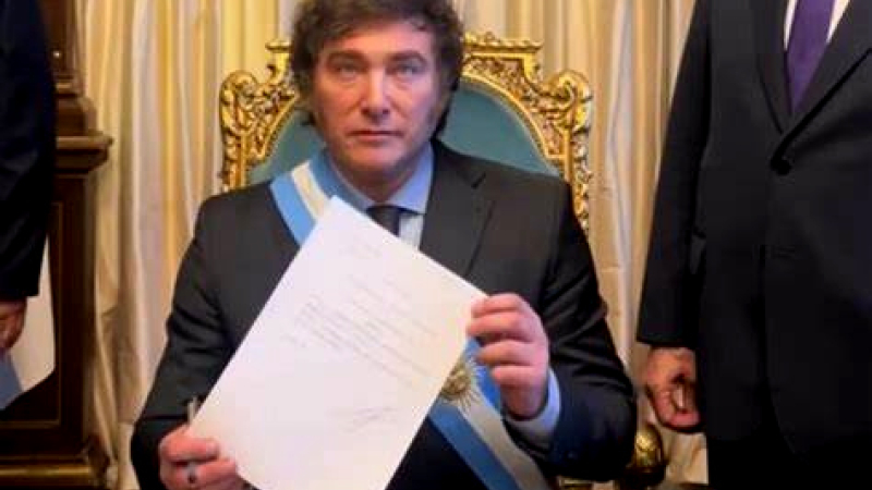 Entra en vigencia el polémico DNU de Milei
