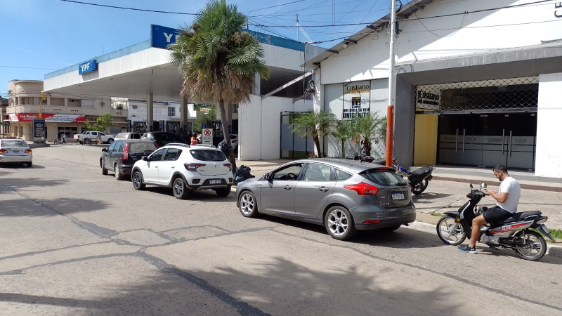 Rigen los nuevos precios de los combustibles: el diésel Premium superó los 1000 pesos