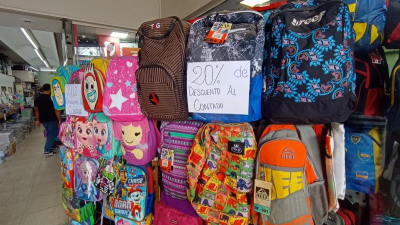 Útiles escolares, la odisea de buscar precios