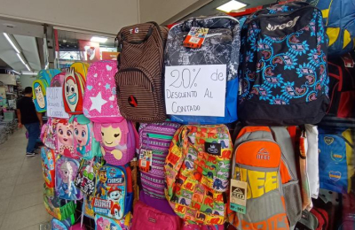 Útiles escolares, la odisea de buscar precios