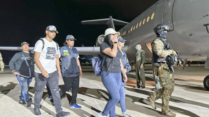 Apenas arribada a Ecuador, fue liberada la esposa del capo narco Macías