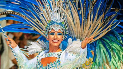 Segunda noche de corsos en la Capital del Carnaval