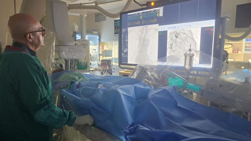 Carlos Capará, el médico correntino que se destaca en Israel