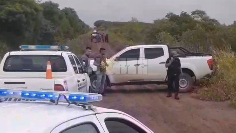 Armas blancas, celulares y marihuana se encontraron en poder del sospechoso detenido