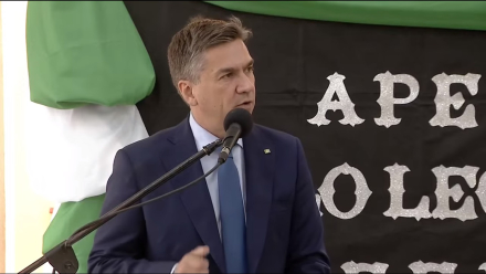 zdero acto.jpg