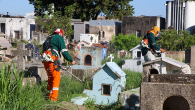 Trabajos de acondicionamiento en el cementerio San Francisco Solano