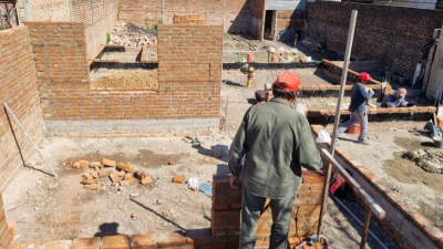 Entre las dudas y la necesidad de reactivarse, constructoras adhieren al crédito para obras