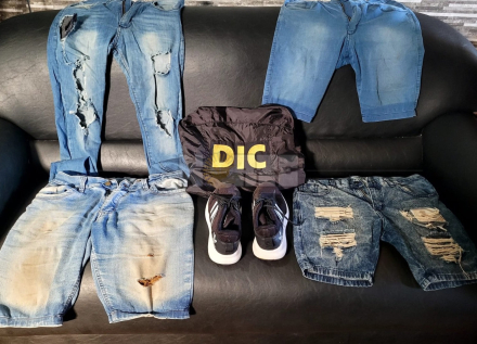 alla tres.jpg